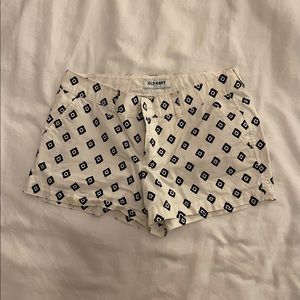 Old Navy 3” Chino Shorts